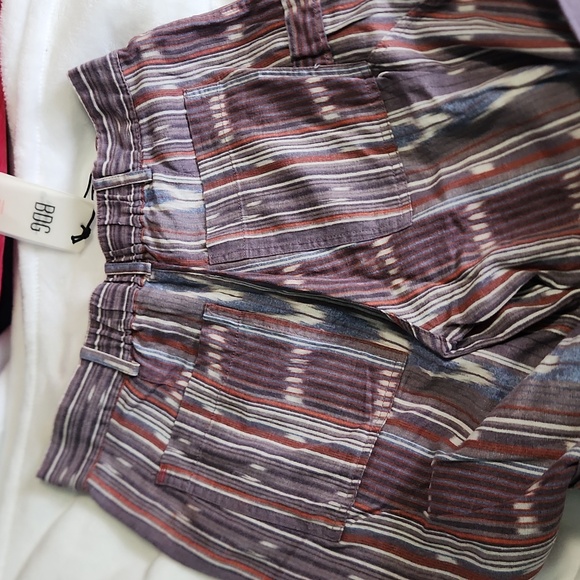 BDG Urban Outfitters wide leg pants NWT. Size 6 - Picture 5 of 6